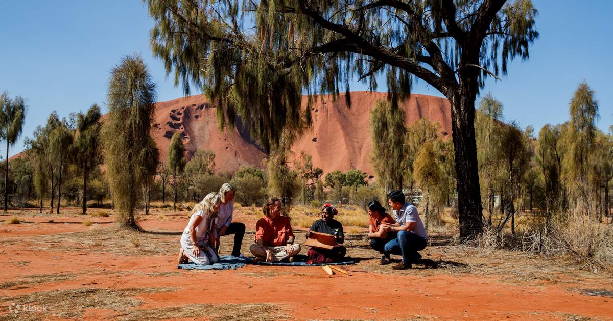 Uluru Aboriginal Art and Cultural Half Day Tour from Yulara Klook